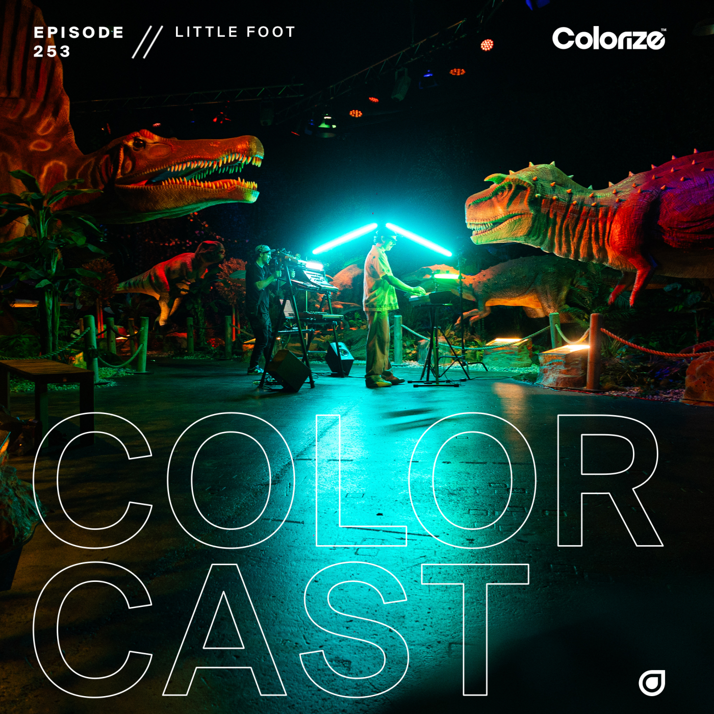 Colorcast Radio 253 with Little Foot